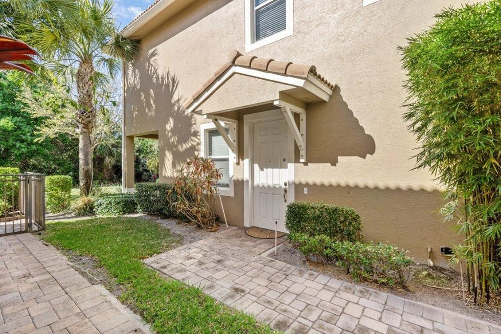 Photo of 5009 Dulce Court, Palm Beach Gardens, FL 33418 (MLS # R10967977)