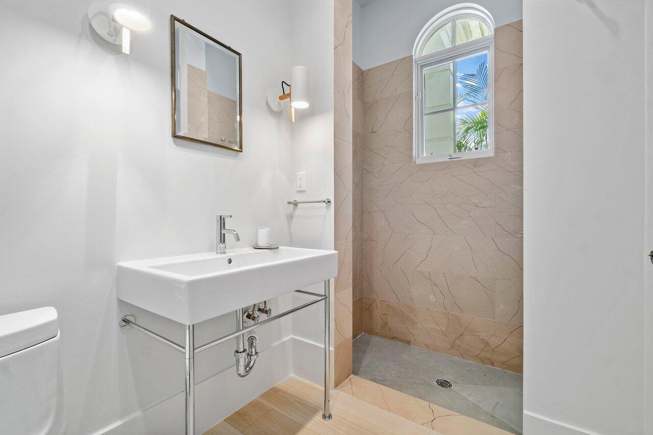 EQUESTRIAN CLUB ESTATES 1 - Residential