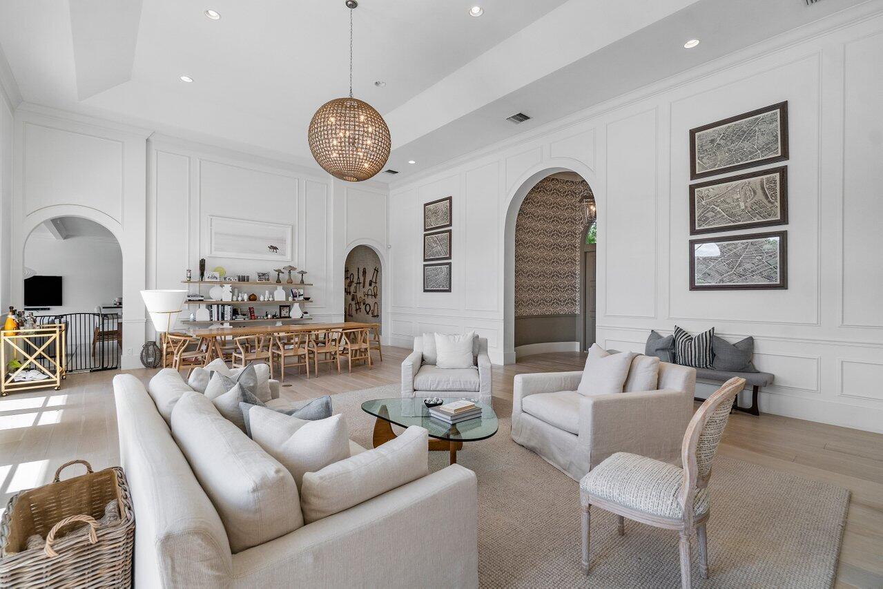 EQUESTRIAN CLUB ESTATES 1 - Residential