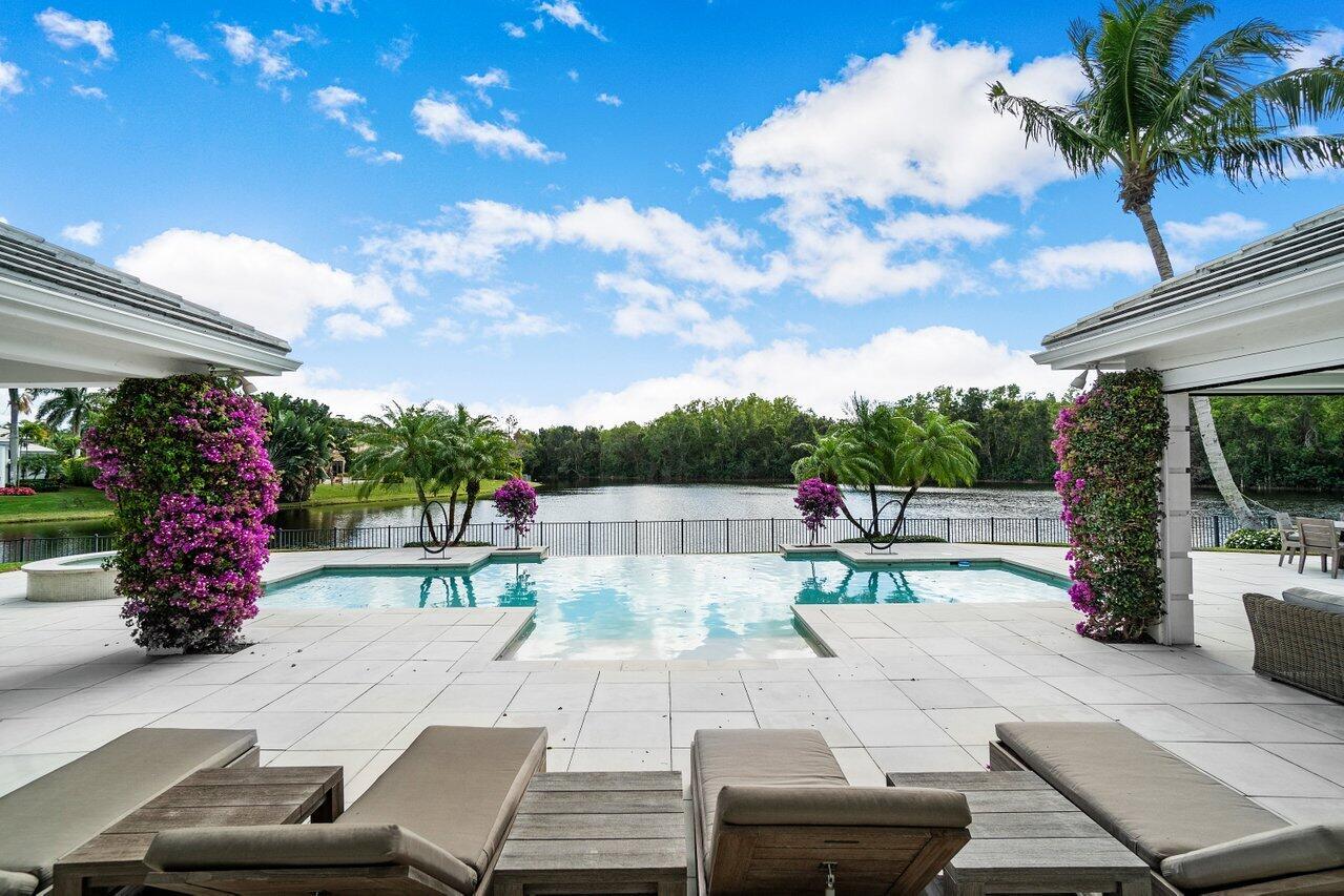 EQUESTRIAN CLUB ESTATES 1 - Residential