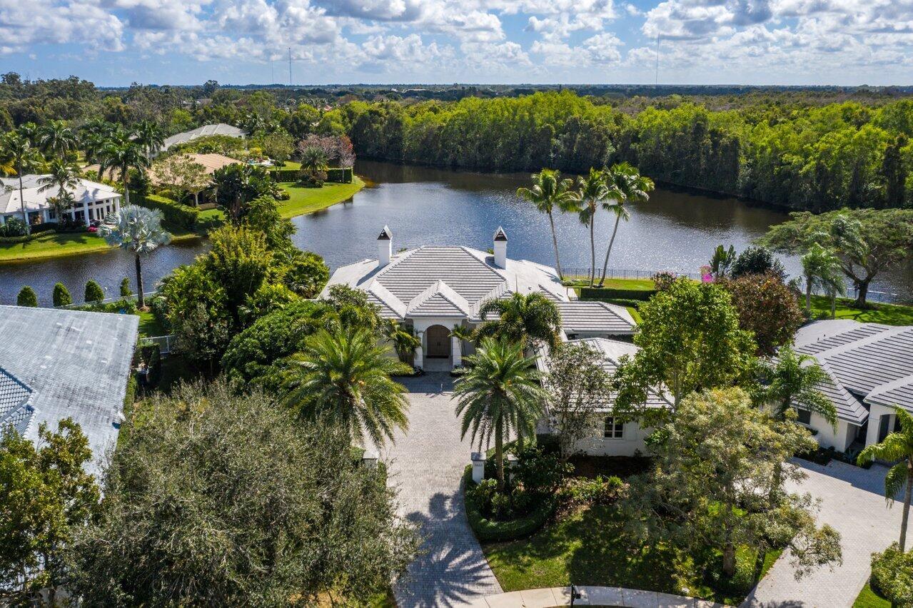 EQUESTRIAN CLUB ESTATES 1 - Residential