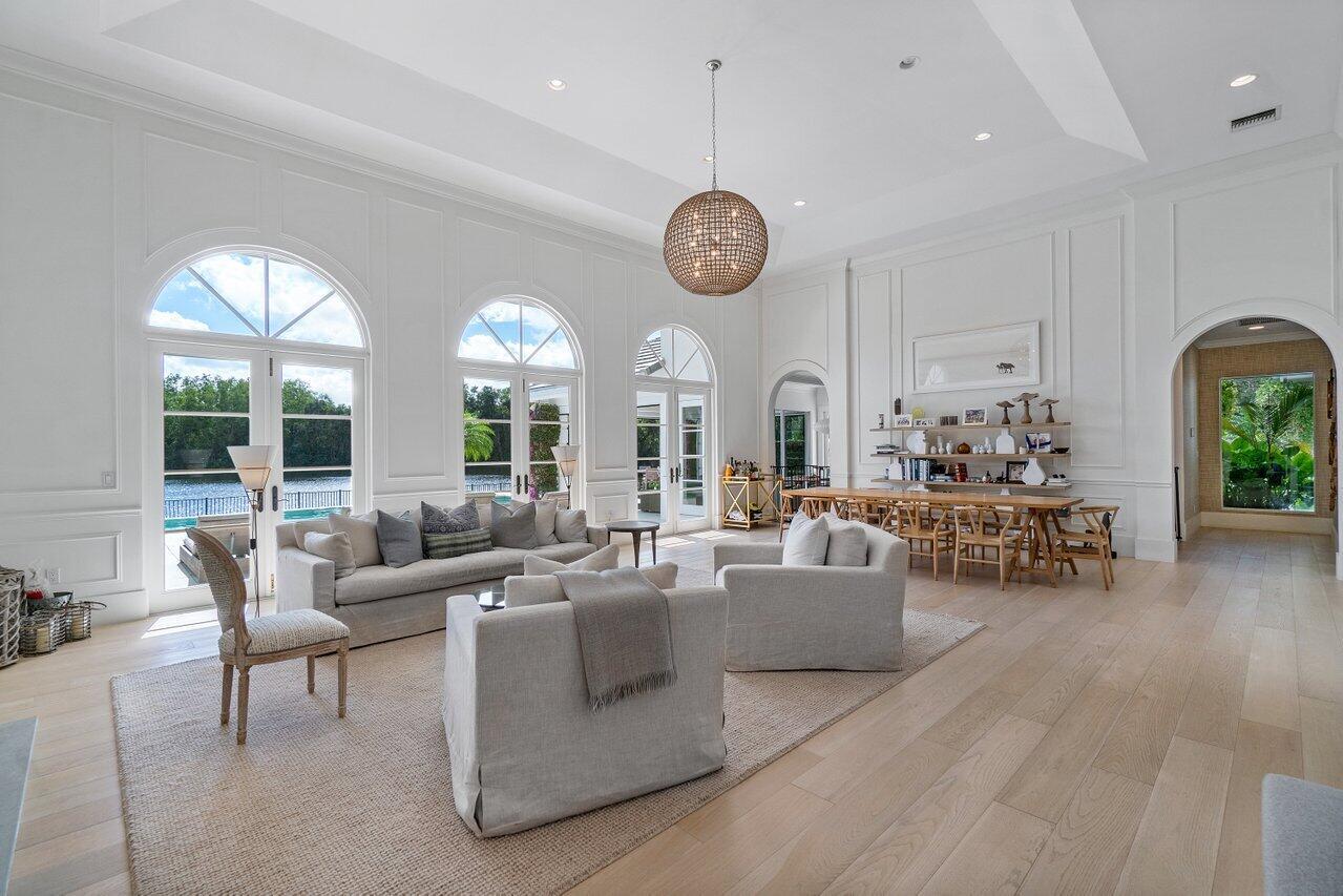 EQUESTRIAN CLUB ESTATES 1 - Residential