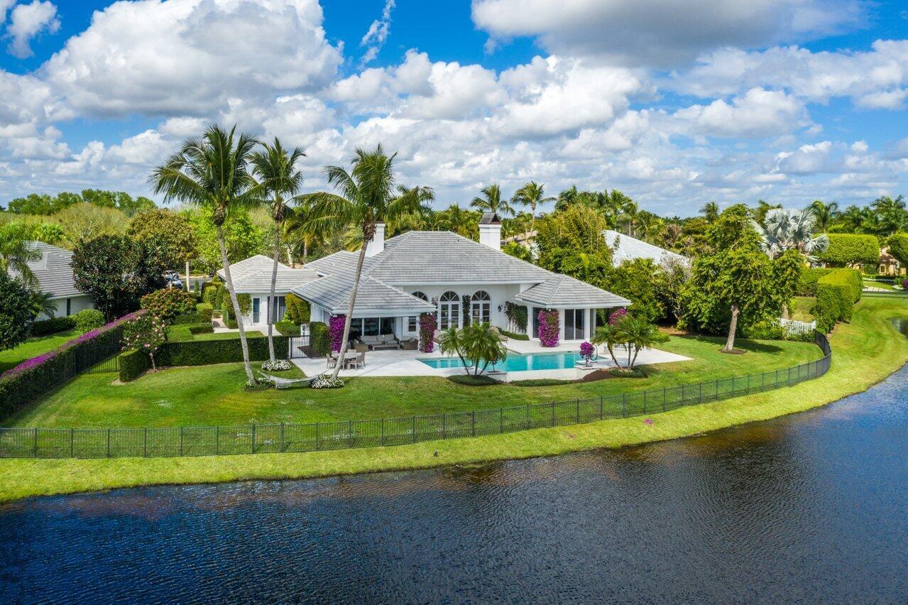 EQUESTRIAN CLUB ESTATES 1 - Residential