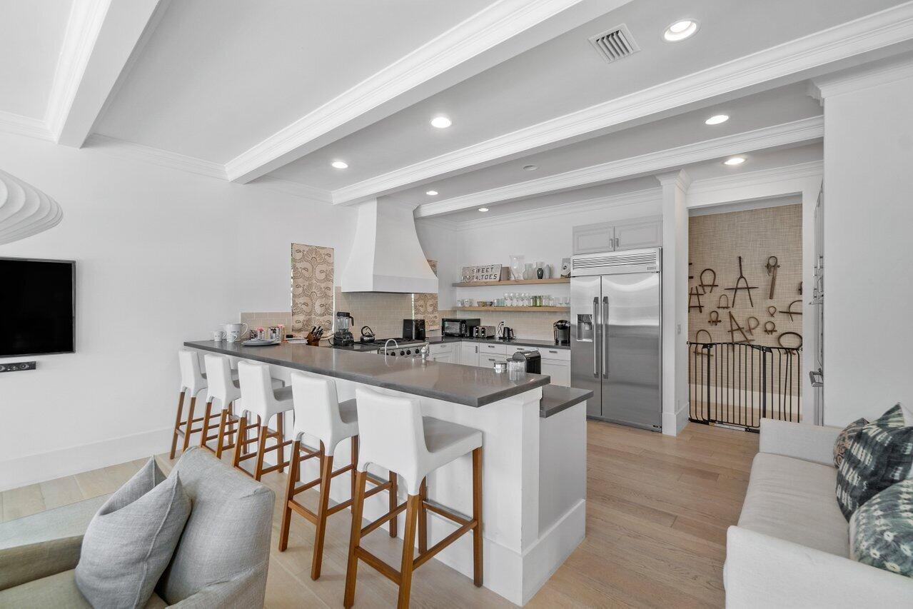 EQUESTRIAN CLUB ESTATES 1 - Residential