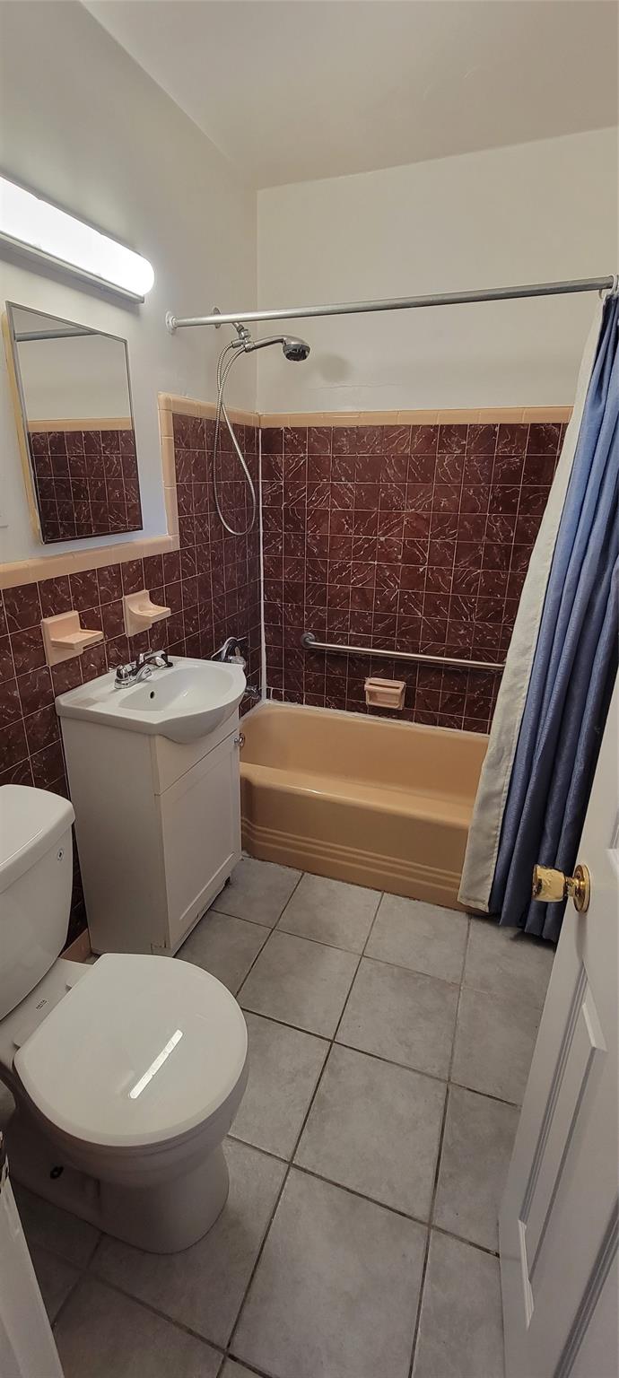 Oakland Park Second Add 2 - Residential Lease