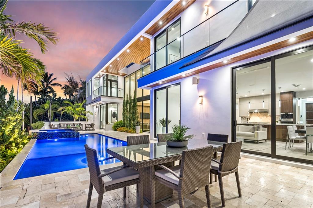 Las Olas Isles - Residential