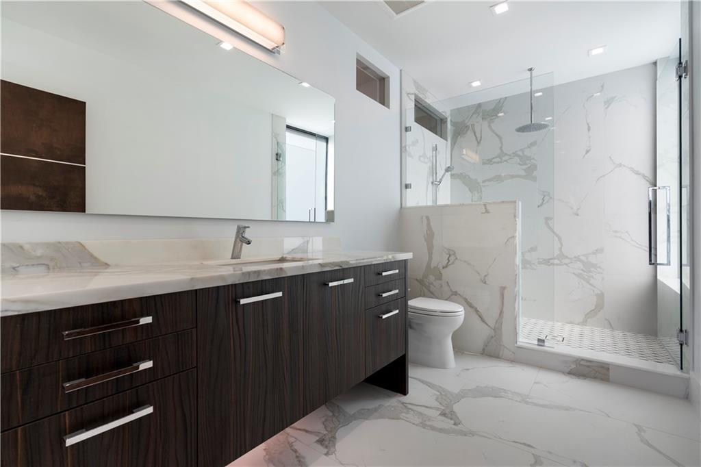 Las Olas Isles - Residential