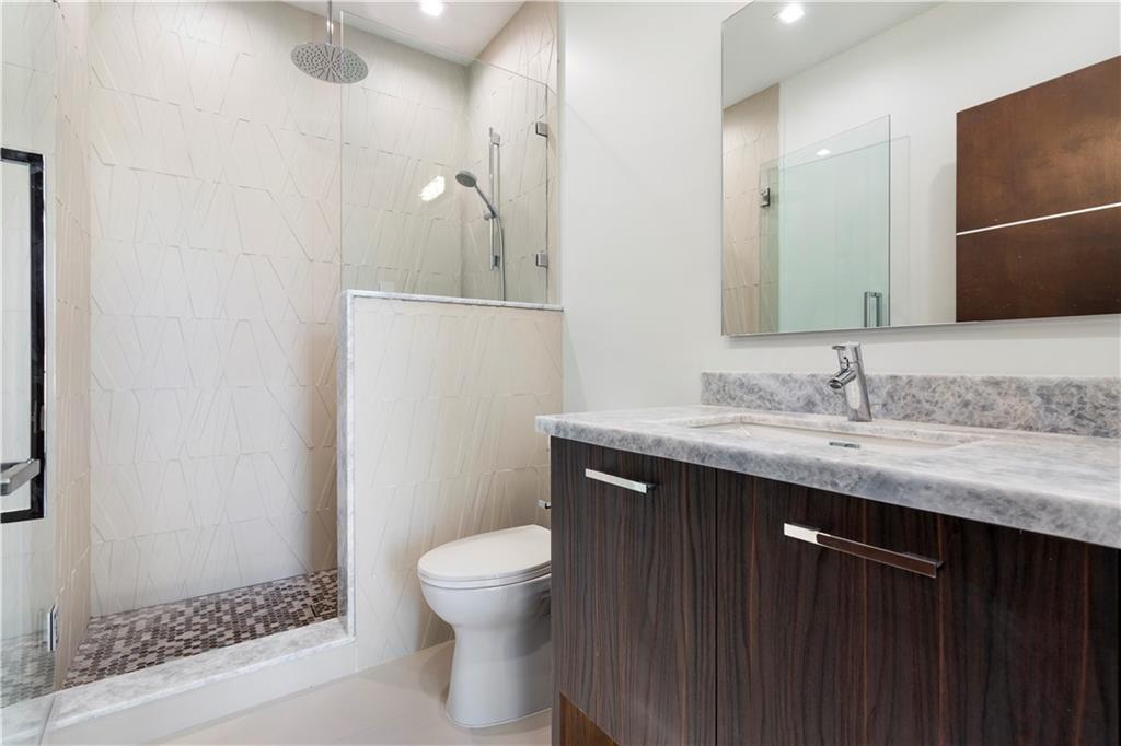 Las Olas Isles - Residential