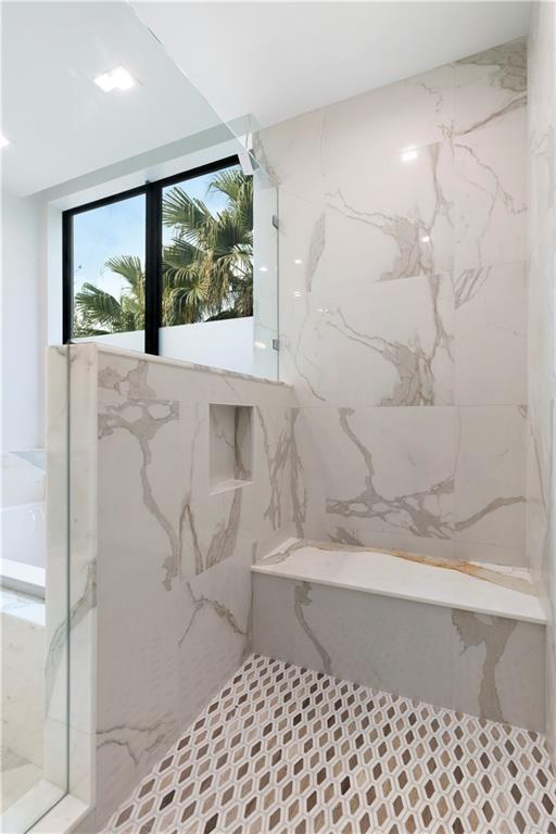 Las Olas Isles - Residential