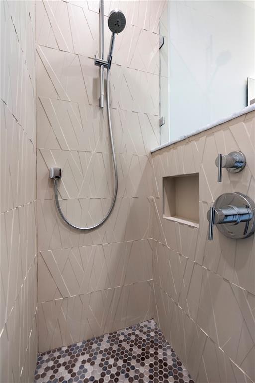 Las Olas Isles - Residential