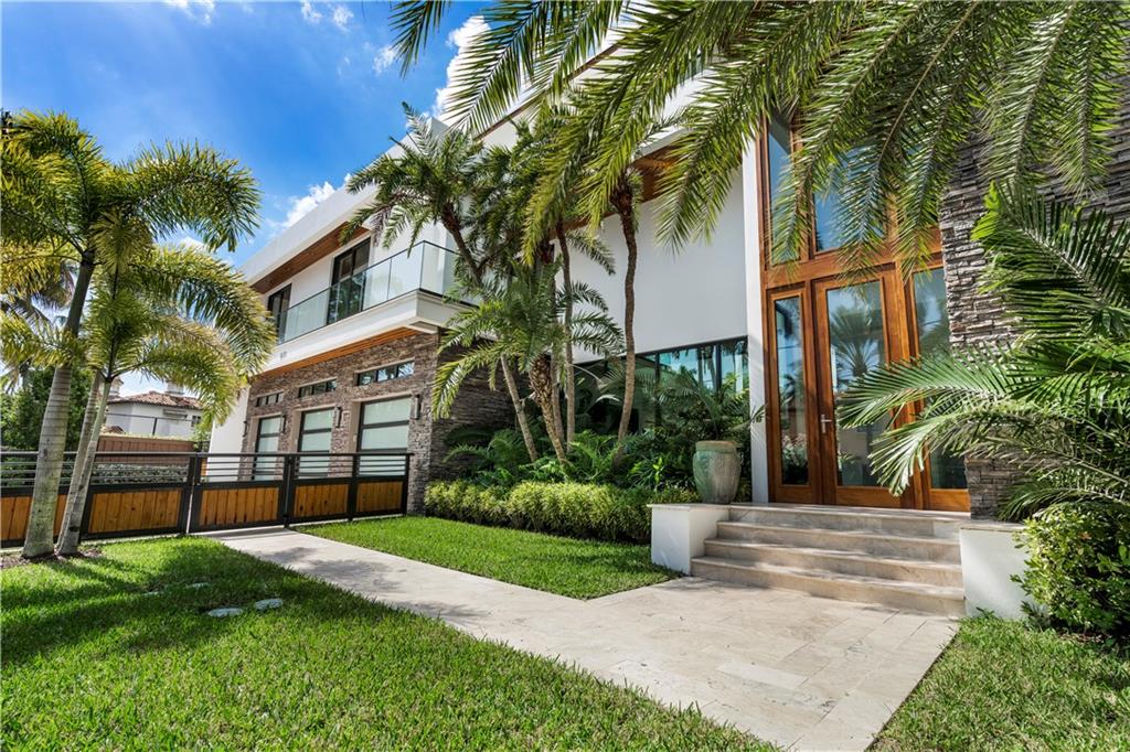 Las Olas Isles - Residential