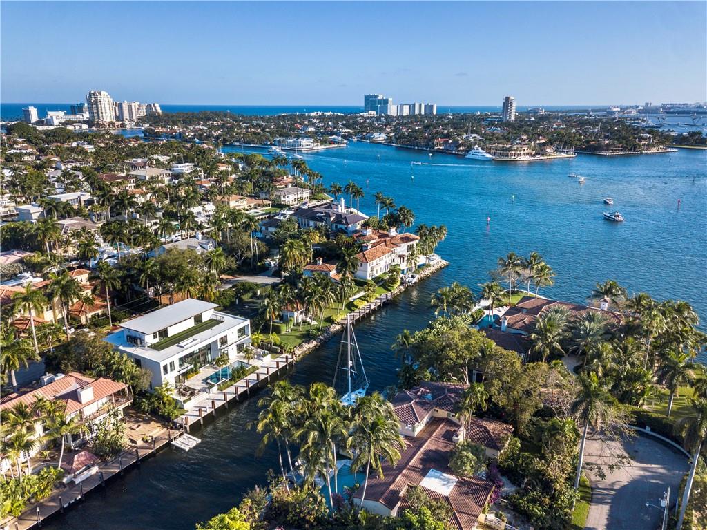 Las Olas Isles - Residential