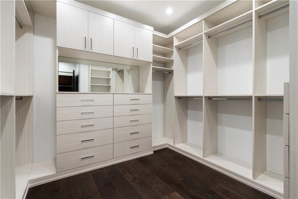 Las Olas Isles - Residential