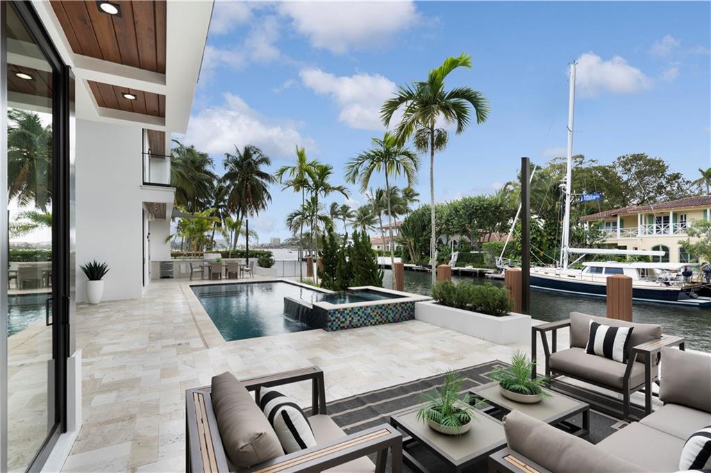 Las Olas Isles - Residential