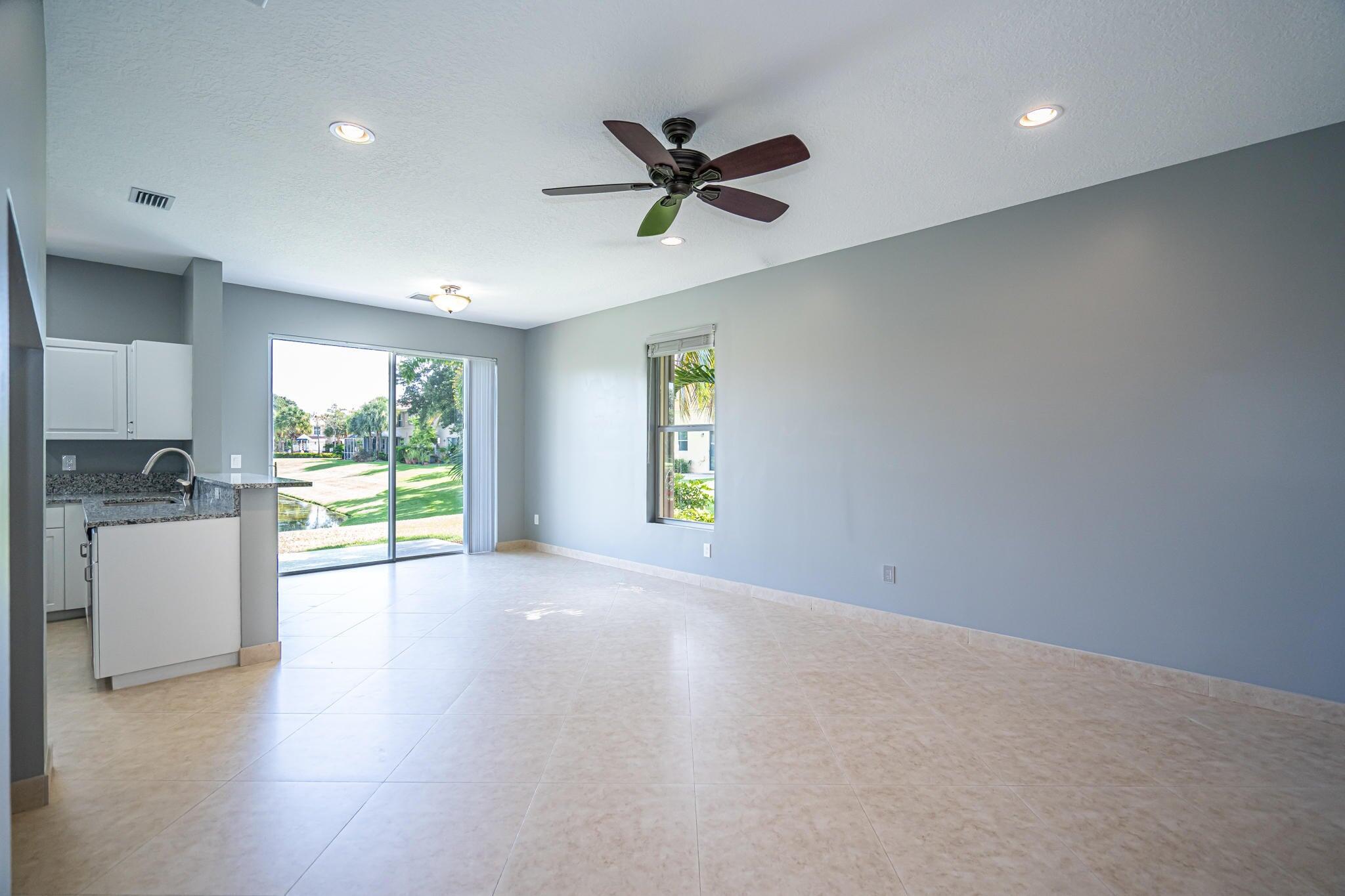 SEMINOLE ESTATES & TOWNHOMES - Residential Lease
