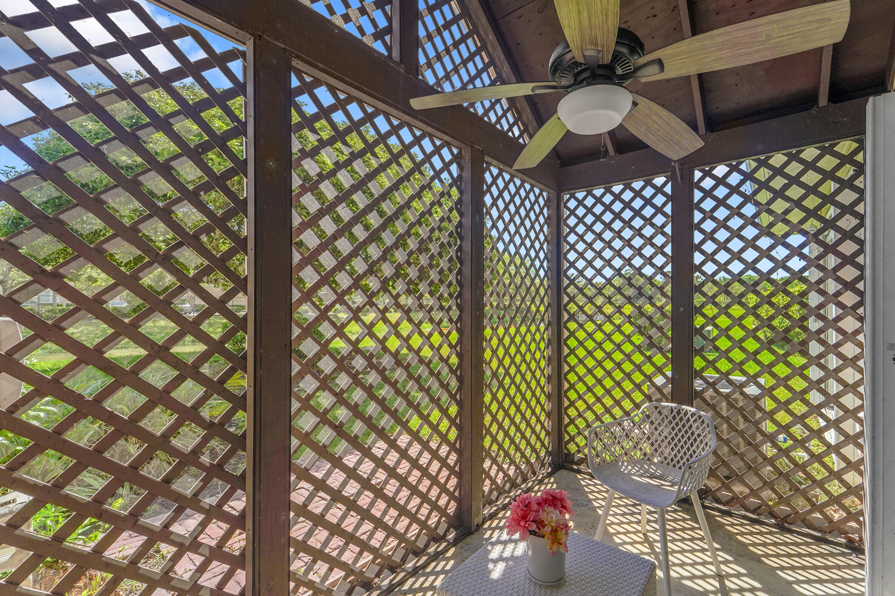 WOODLAKE SHORES - Residential