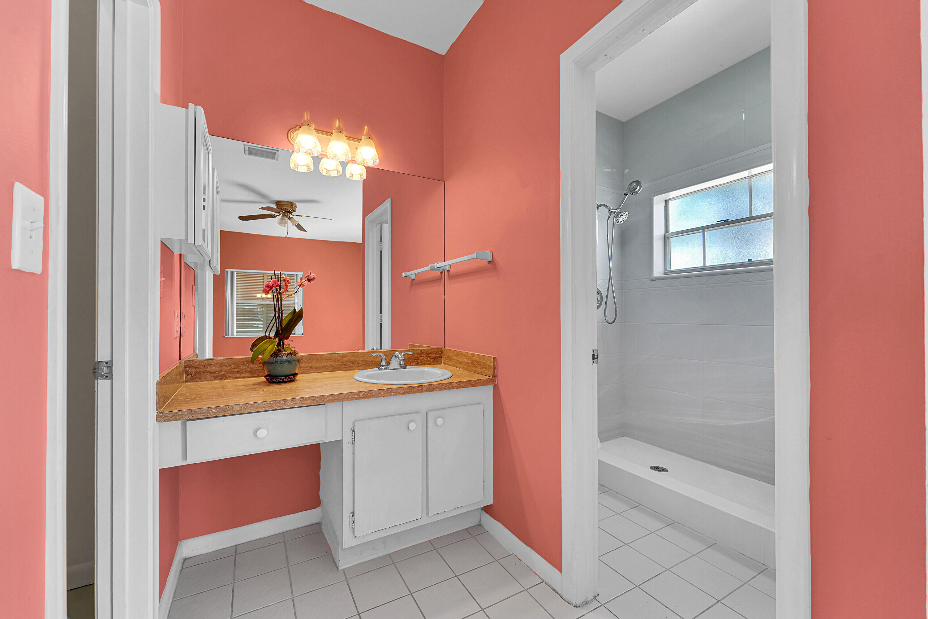 WOODLAKE SHORES - Residential