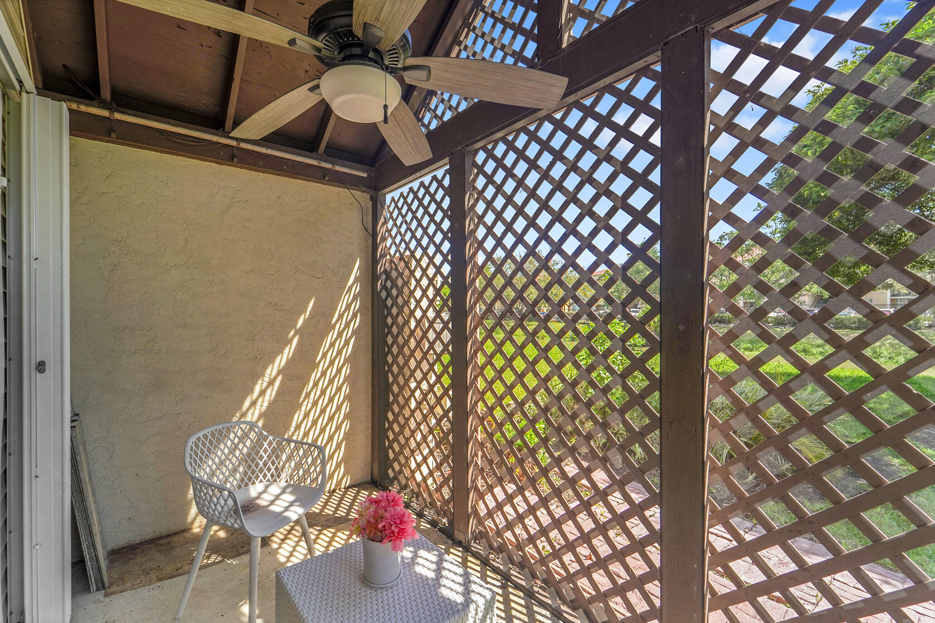 WOODLAKE SHORES - Residential