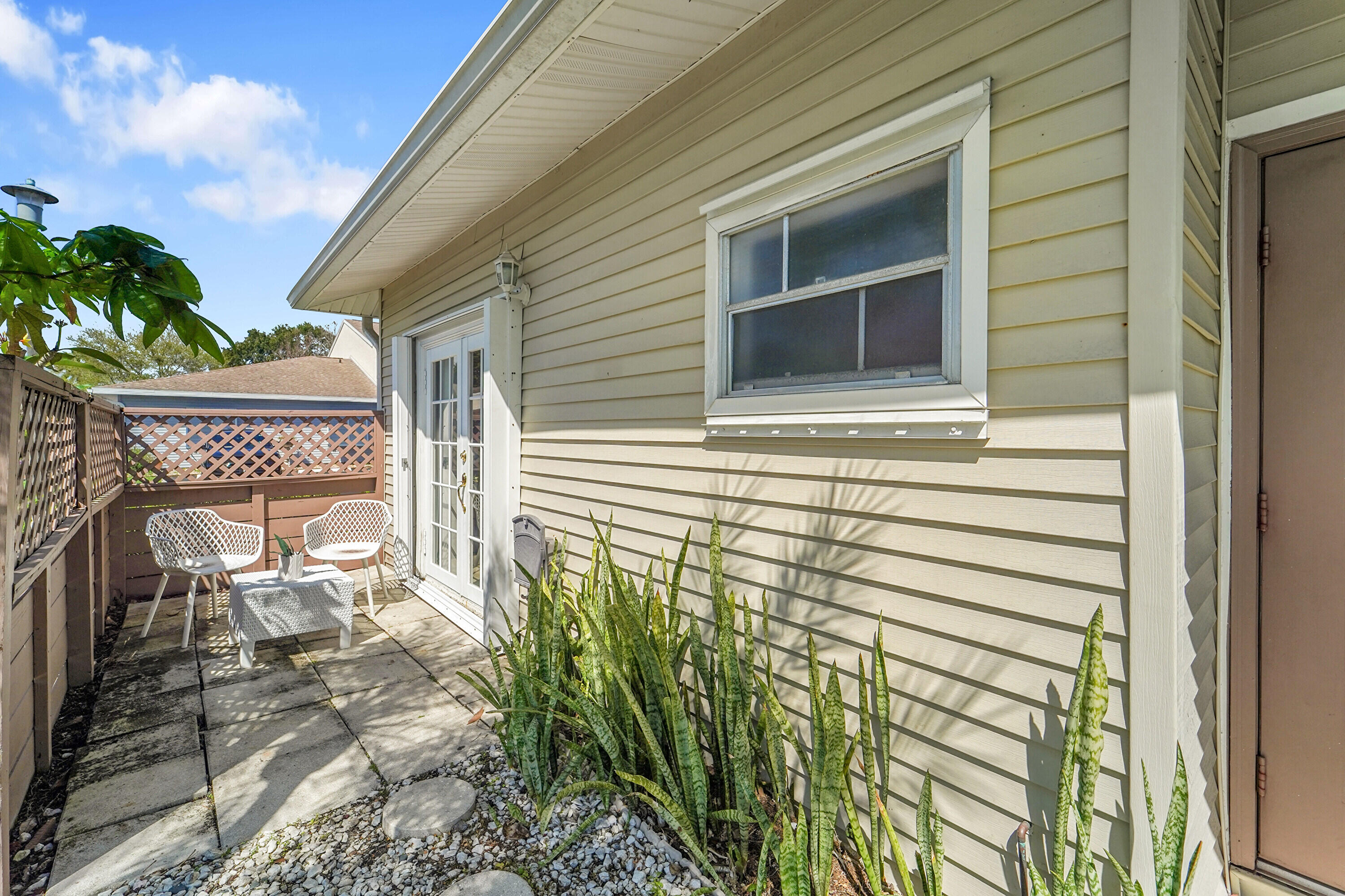 WOODLAKE SHORES - Residential