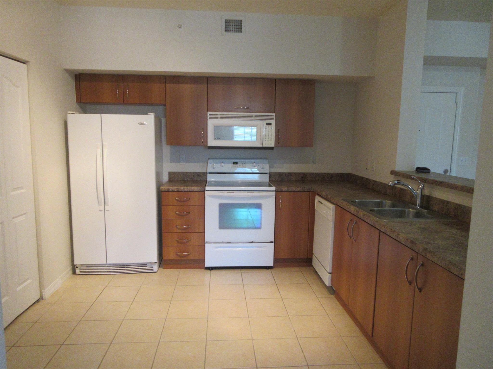 Pineapple Grove Village C - Residential Lease