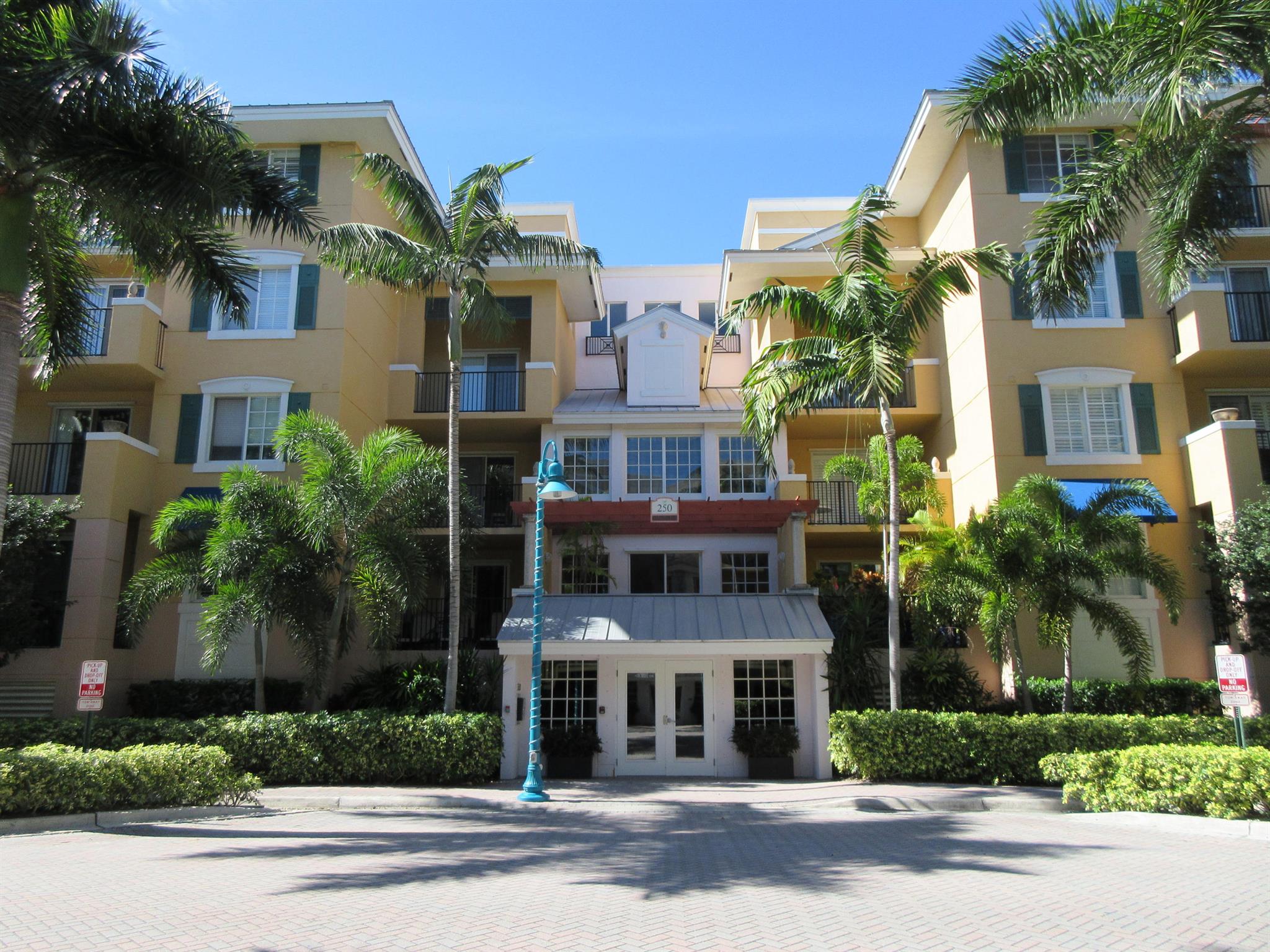 Pineapple Grove Village C - Residential Lease