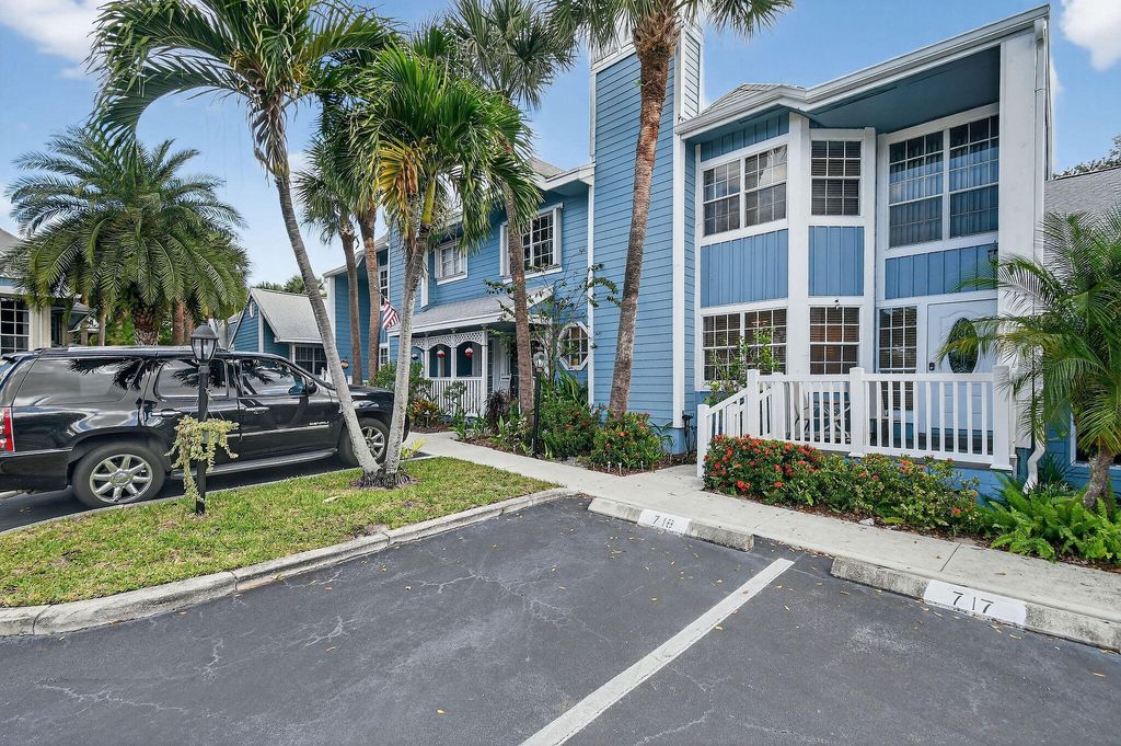 Photo of 717 Ocean Dunes Circle, Jupiter, FL 33477 (MLS # B26006334)