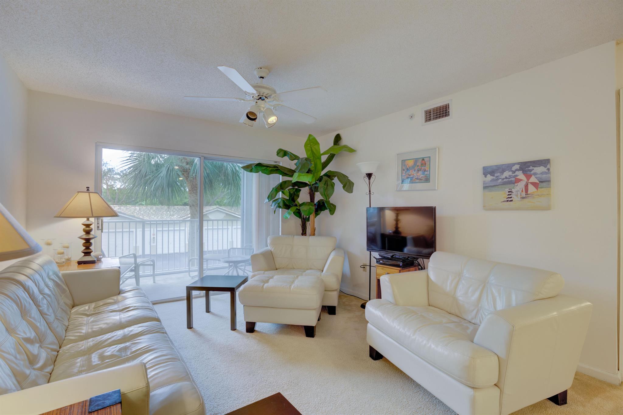 LIGHTHOUSE COVE AT TEQUESTA CONDO - Residential Lease