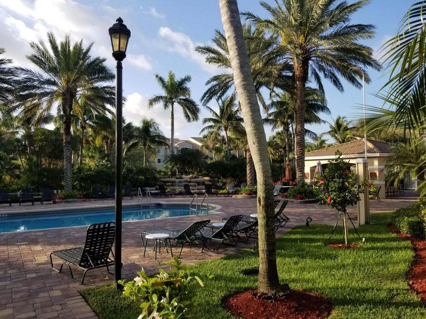 LIGHTHOUSE COVE AT TEQUESTA CONDO - Residential Lease
