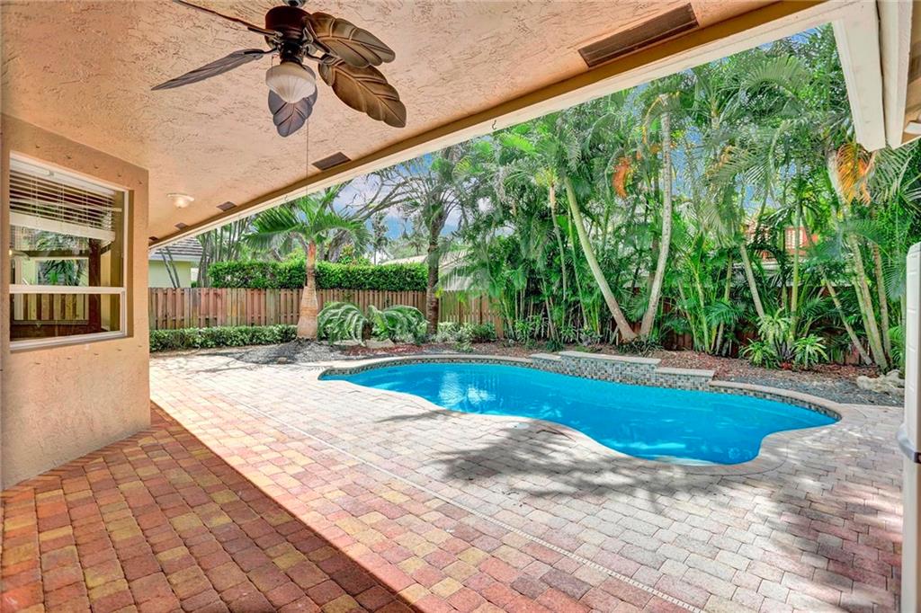 Embassy Lakes - Residential
