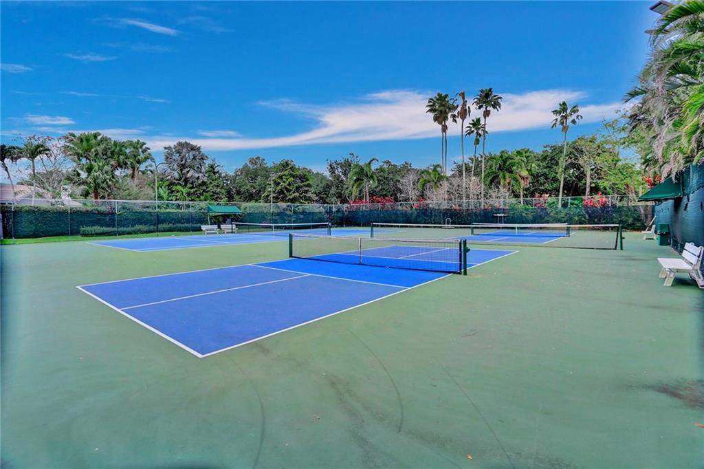 Embassy Lakes - Residential