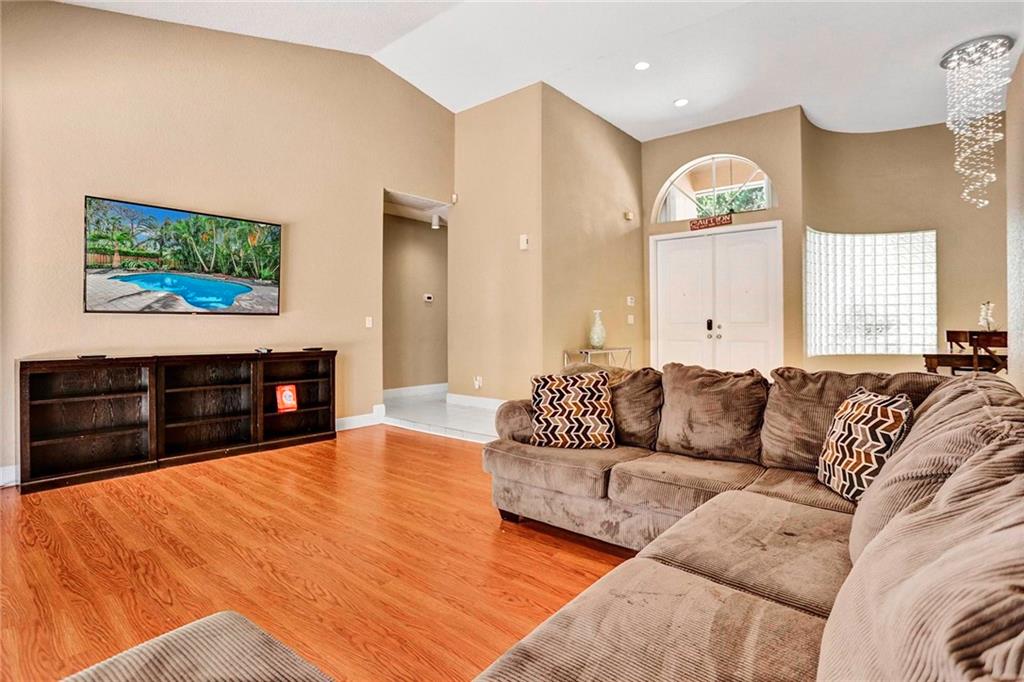 Embassy Lakes - Residential
