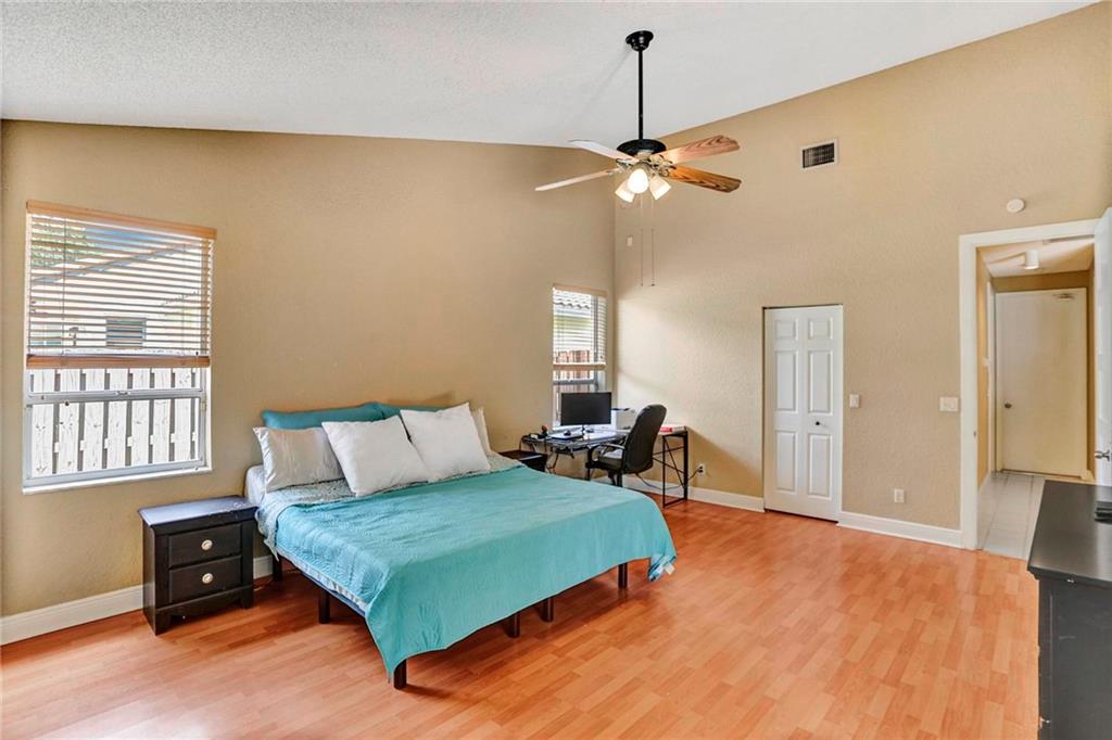 Embassy Lakes - Residential