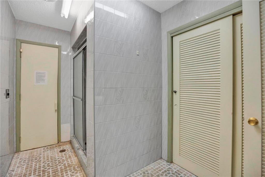 MEADOWBROOK APTS 2 CONDO - Residential