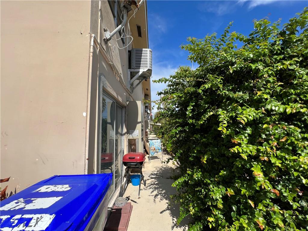 FAVALE CONDO - Residential