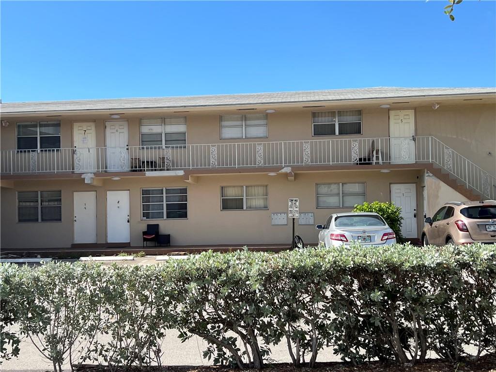 FAVALE CONDO - Residential