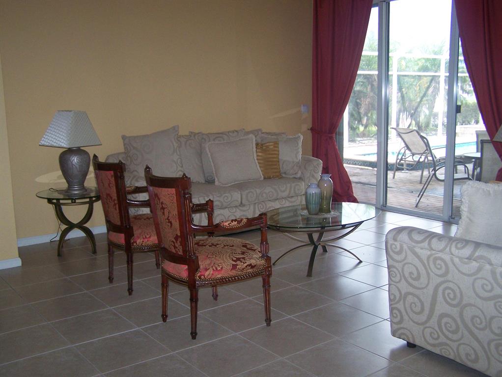 ISLES AT WELLINGTON 4 - Residential Lease