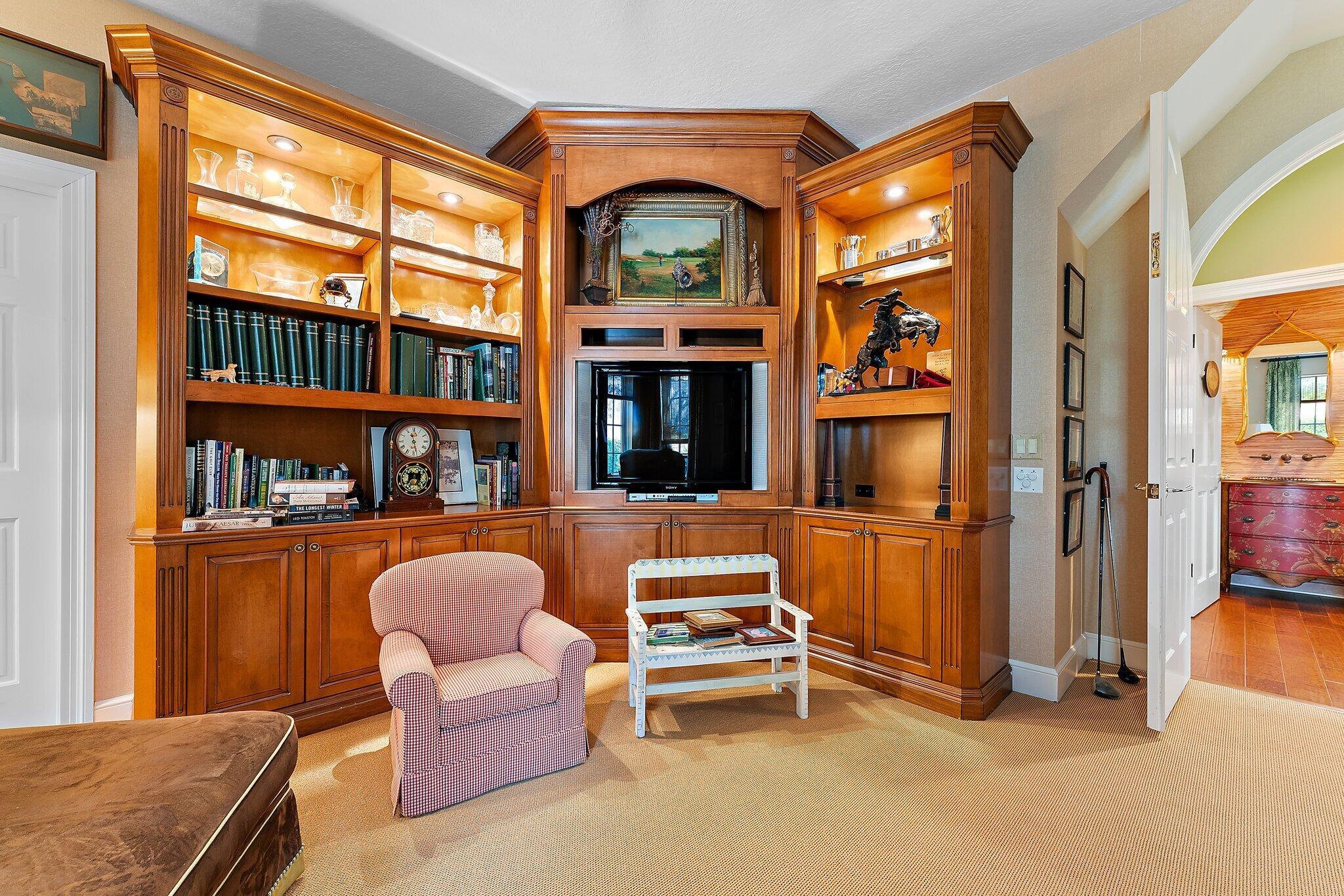 SOUTHERN CAY AT JONATHANS - Residential