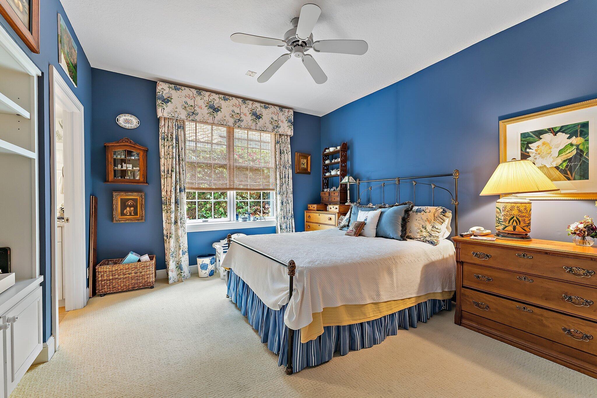 SOUTHERN CAY AT JONATHANS - Residential