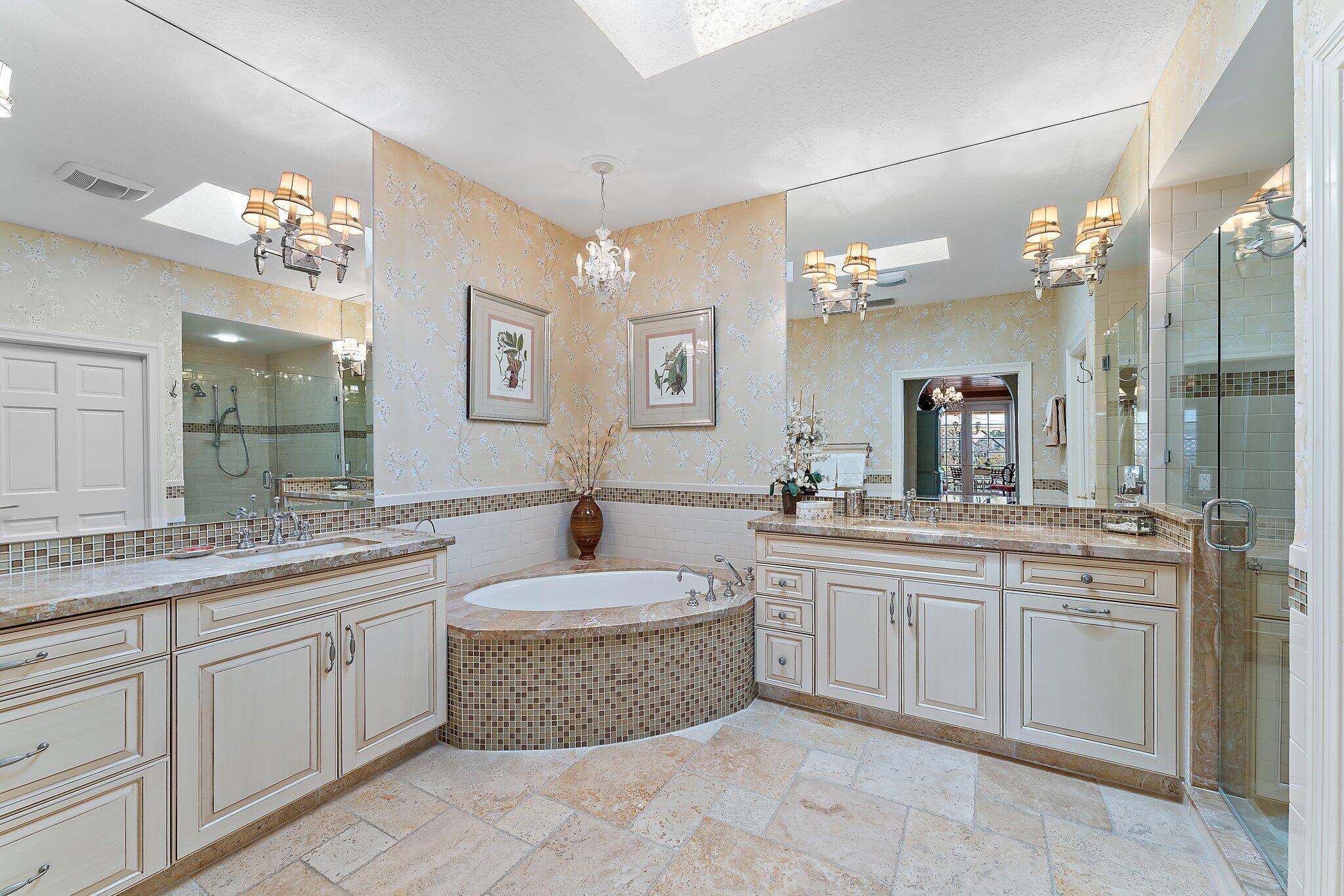 SOUTHERN CAY AT JONATHANS - Residential