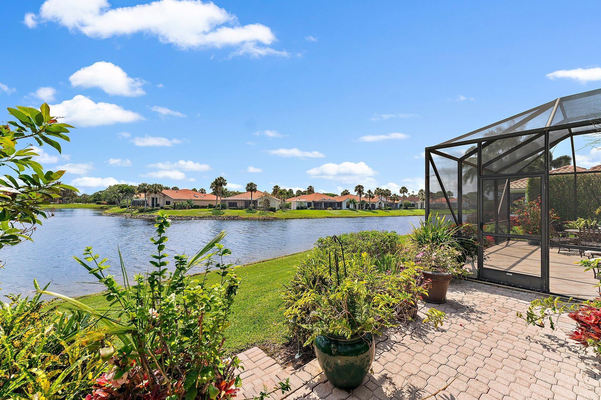 SOUTHERN CAY AT JONATHANS - Residential