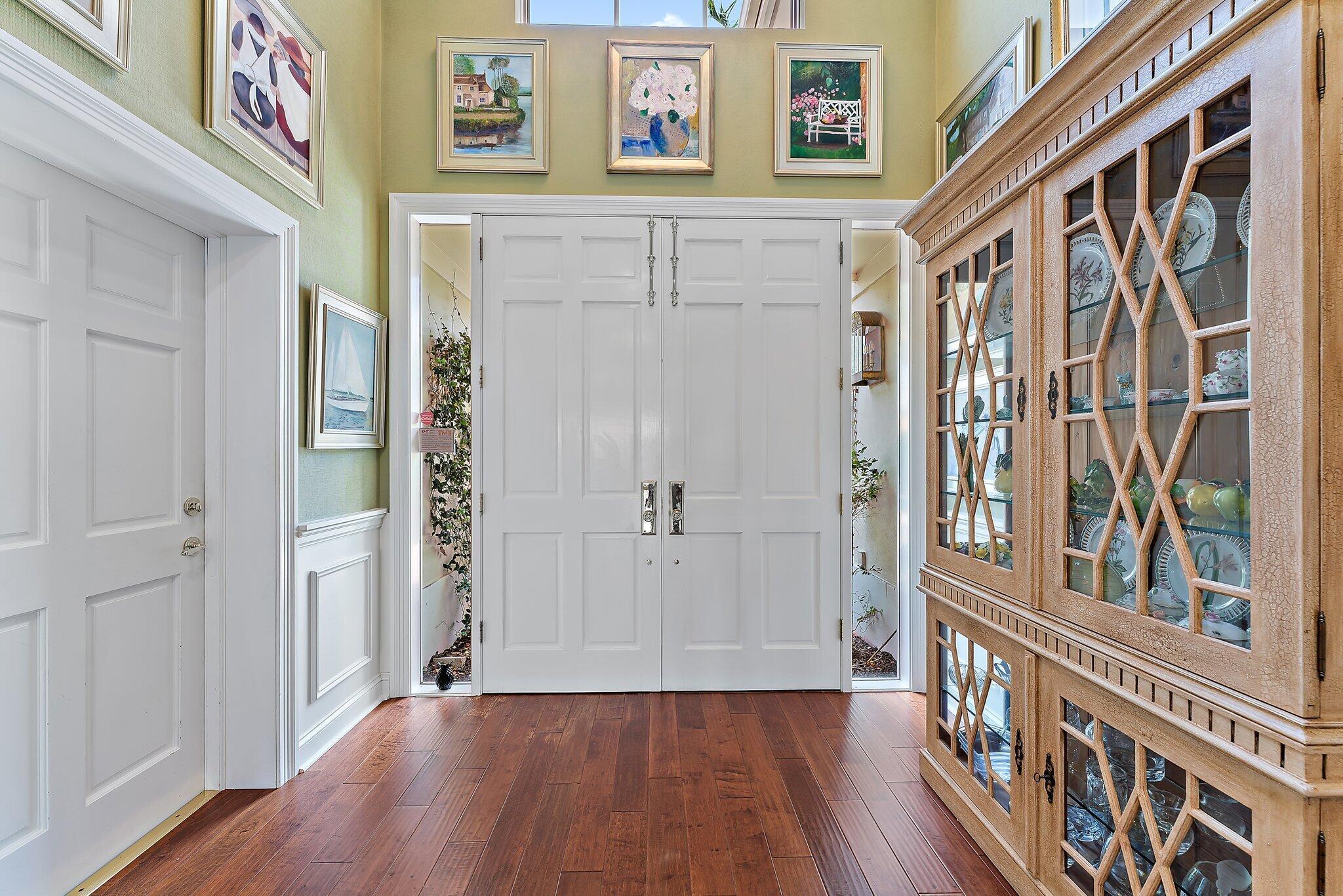 SOUTHERN CAY AT JONATHANS - Residential