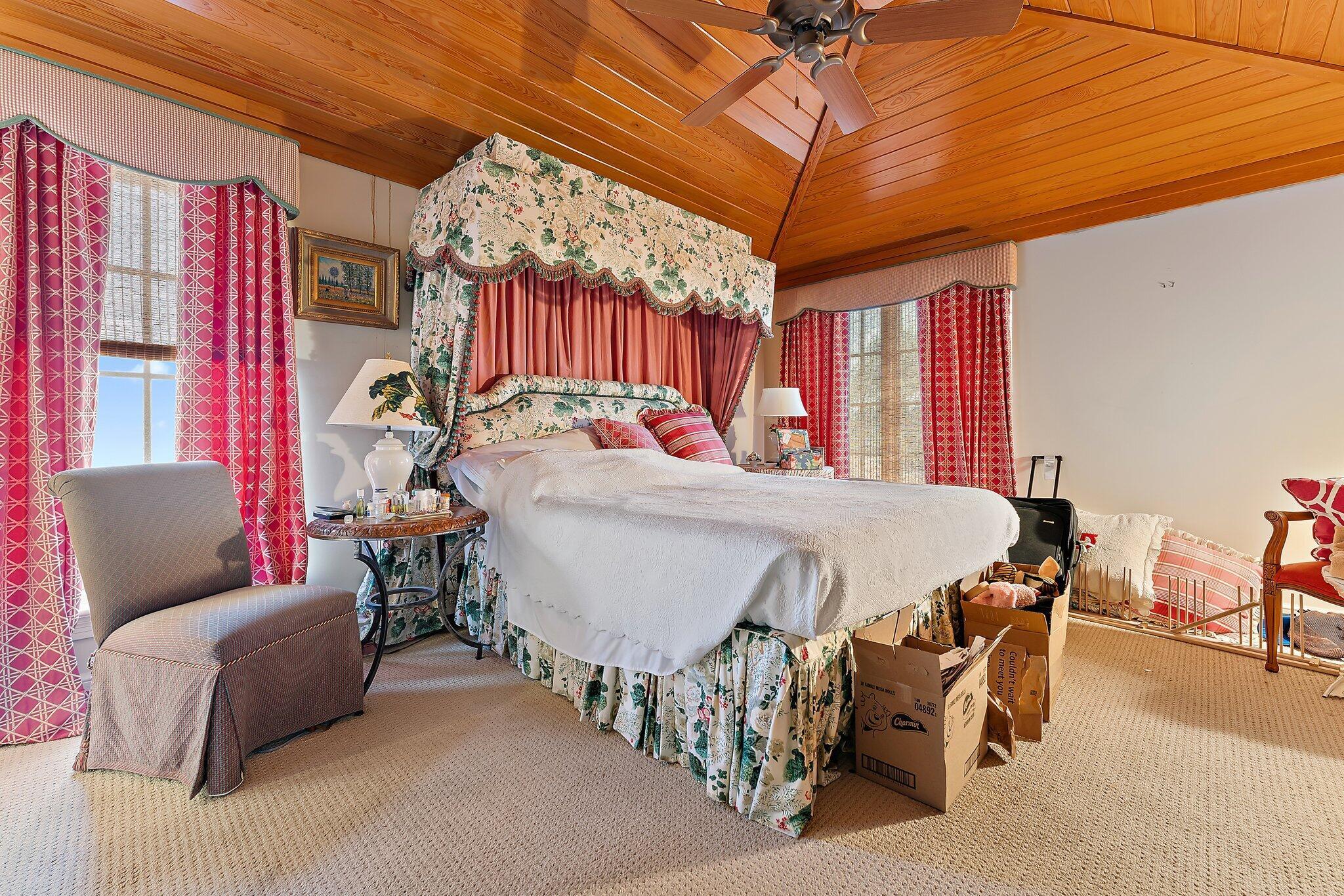 SOUTHERN CAY AT JONATHANS - Residential