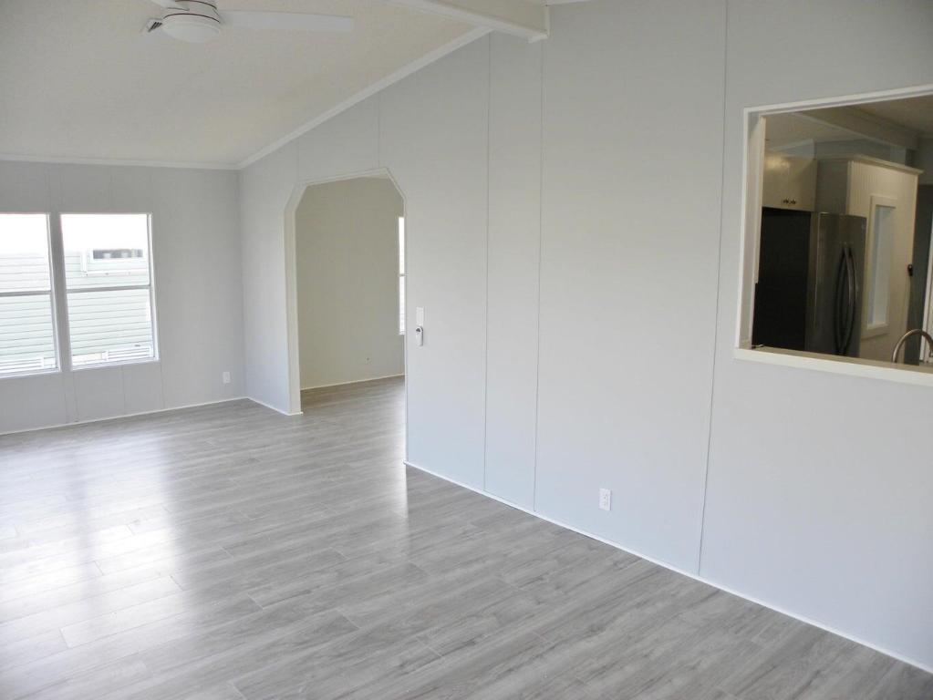 Tropical Isles - Residential