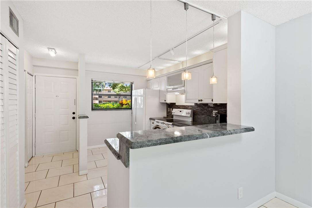 Bonaire at Woodmont #5 - Residential