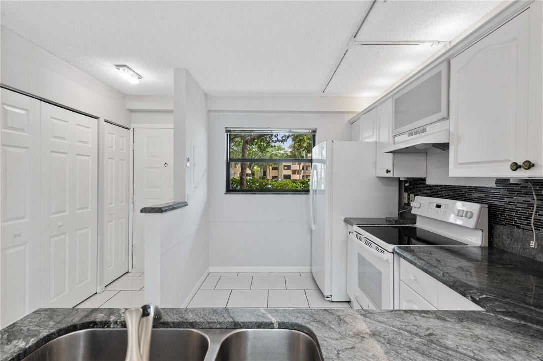 Bonaire at Woodmont #5 - Residential