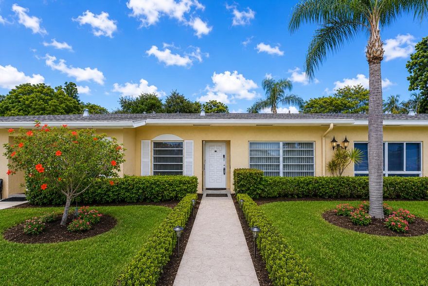 Experience the best of Florida living in this stunning villa! The beautifully renovated kitchen features crisp white cabinetry, stainless steel appliances, luxurious quartz countertops, and a neutral color palette to complement any style. Both bathrooms have been fully updated, and the spacious primary suite is filled with natural light.  Enjoy incredible community amenities, including a brand-new 30,000-square-foot clubhouse with two pools, tennis and pickleball courts, two fitness centers, and a café. Ideally located just minutes from shopping, top-rated restaurants, and vibrant Atlantic Avenue.