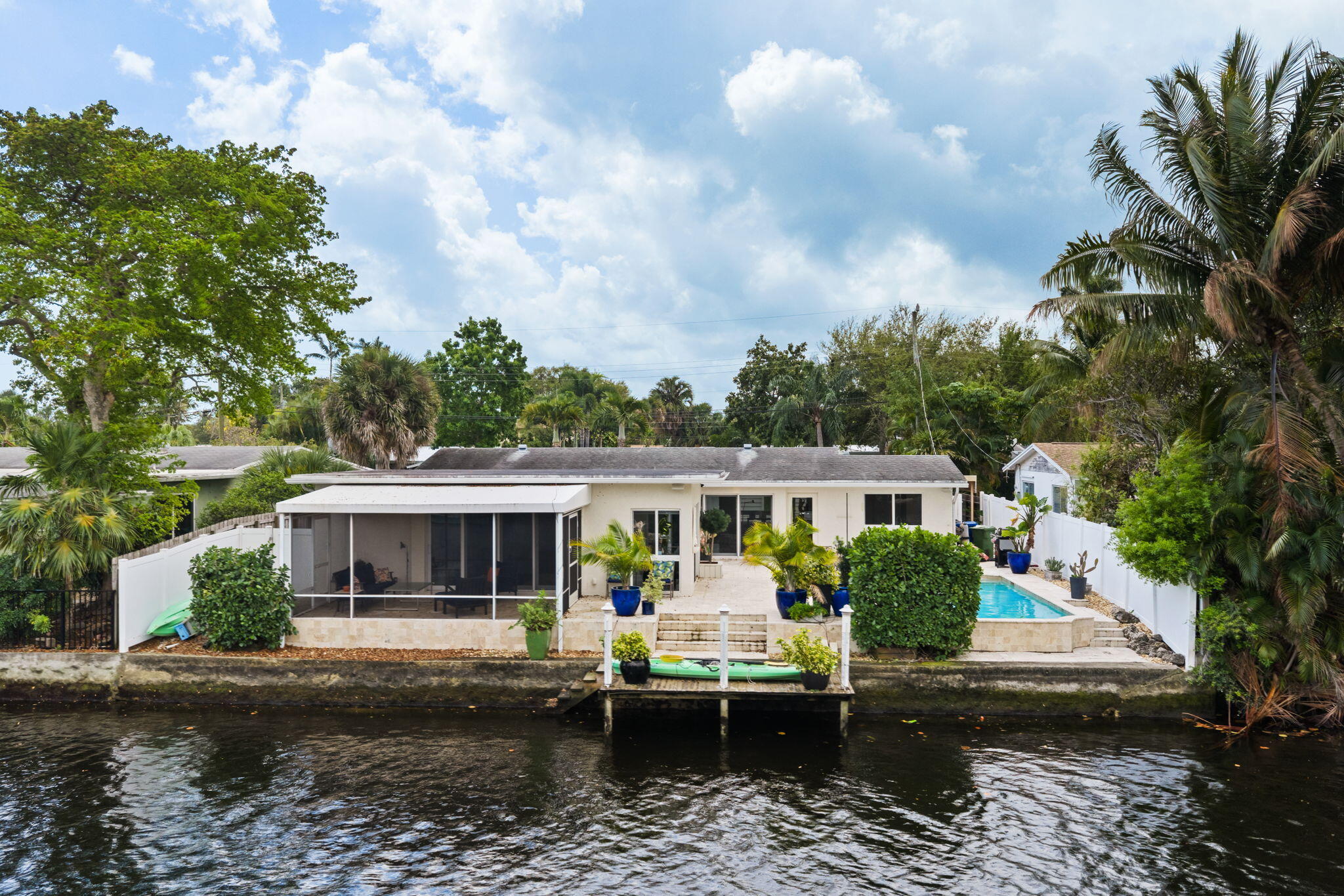 TROPICAL MANORS ADD 26 - Residential