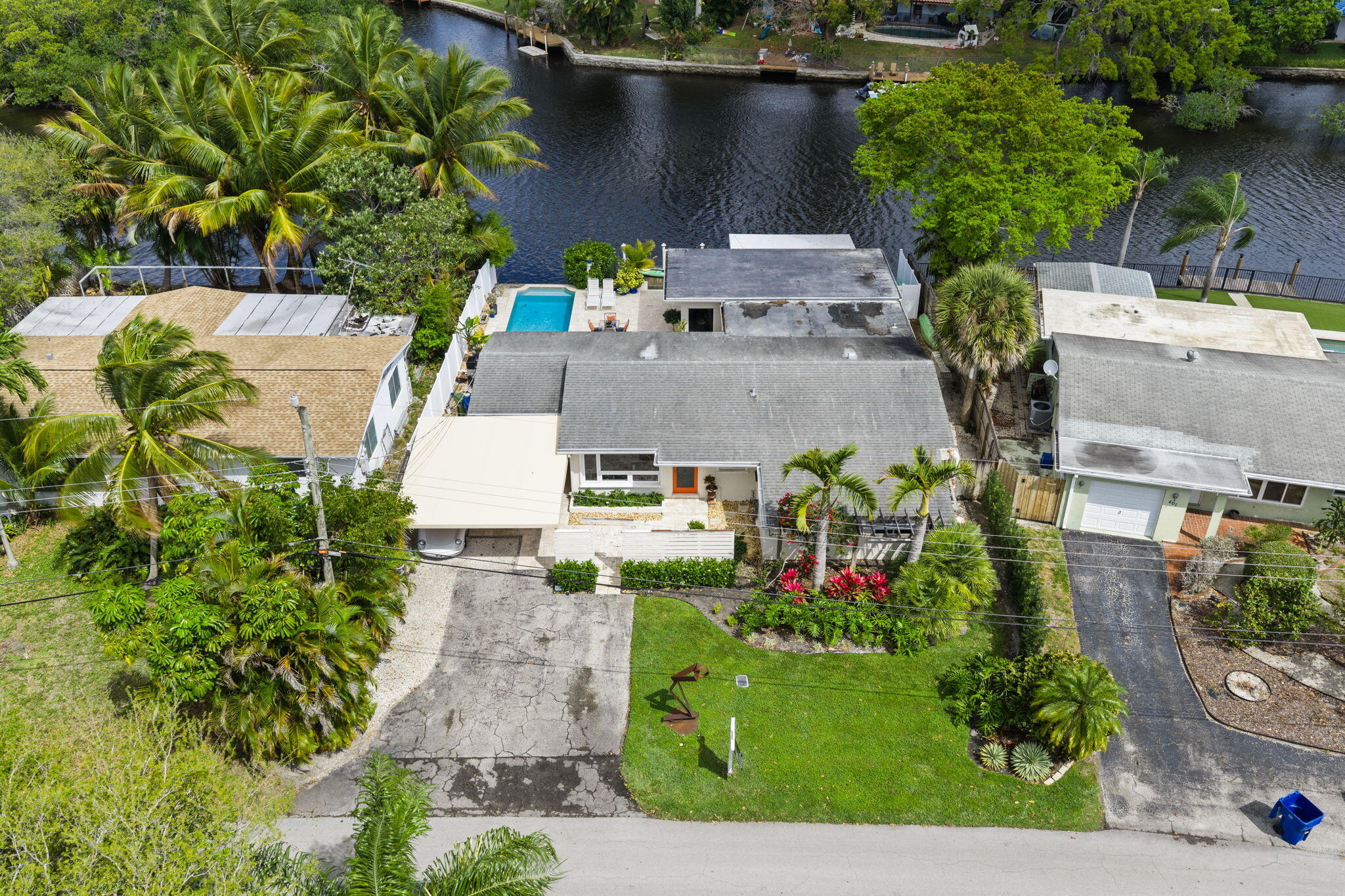 TROPICAL MANORS ADD 26 - Residential