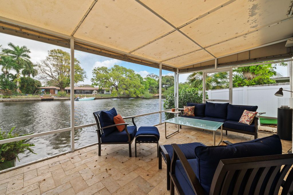 Photo of 349 NE 29th St, Wilton Manors, FL 33334 (MLS # B26007066)