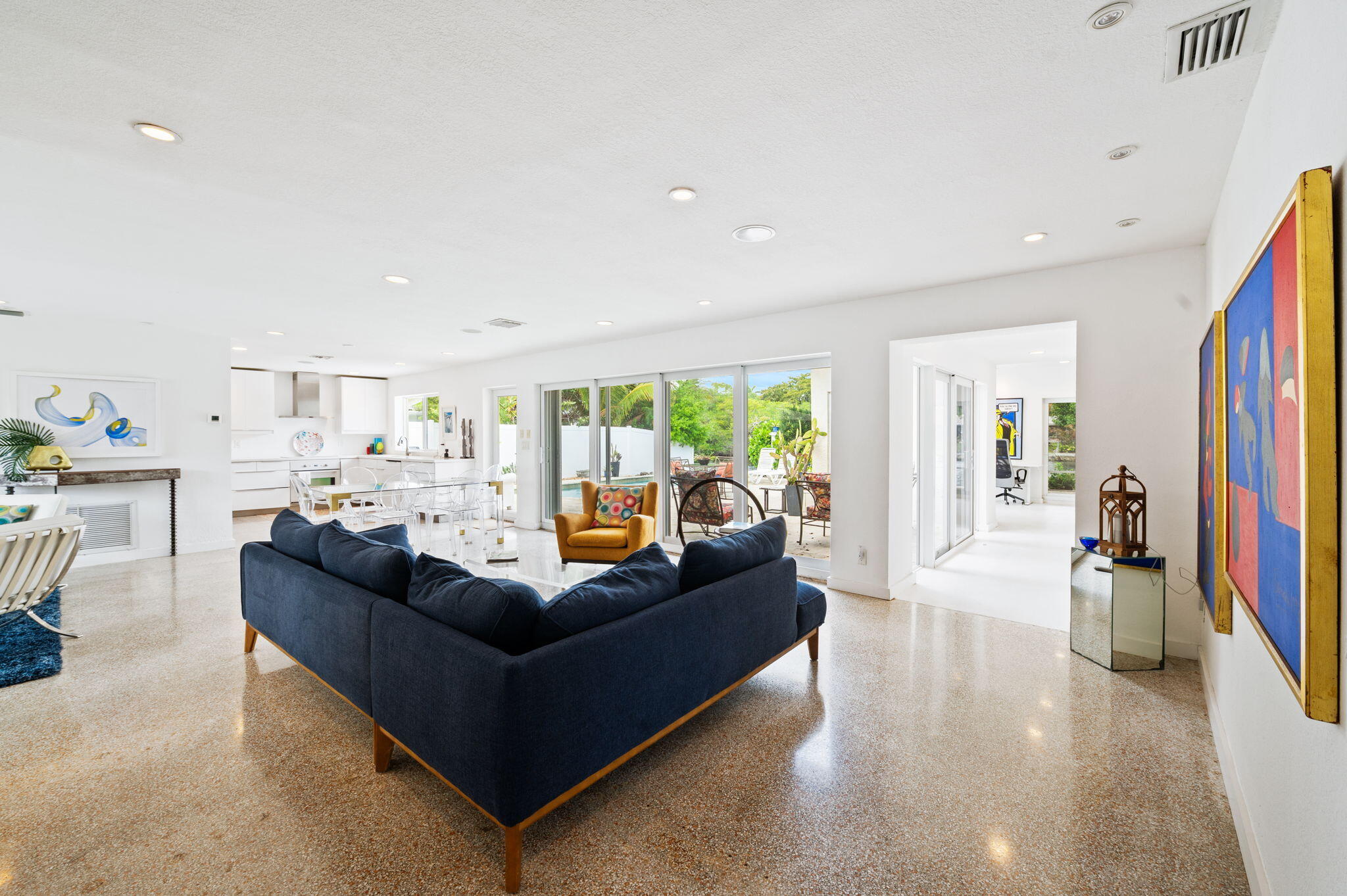 TROPICAL MANORS ADD 26 - Residential